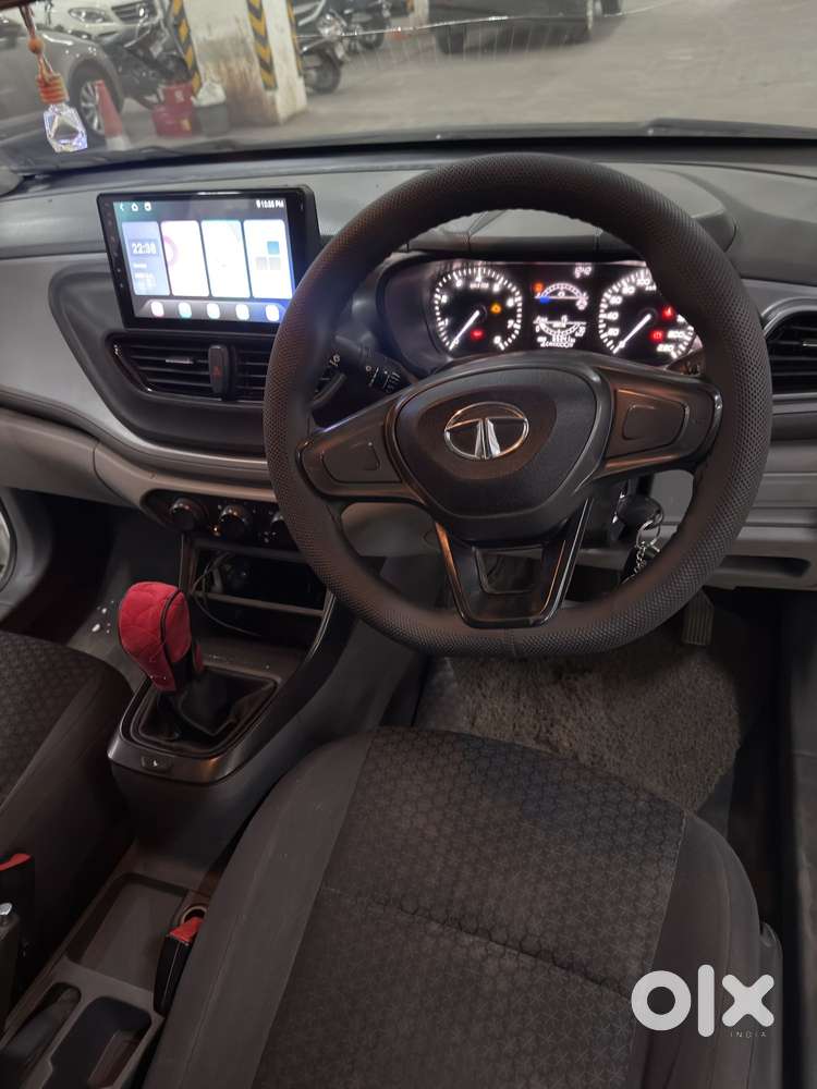 Tata Altroz Xm (s) Petrol, 2022, Petrol