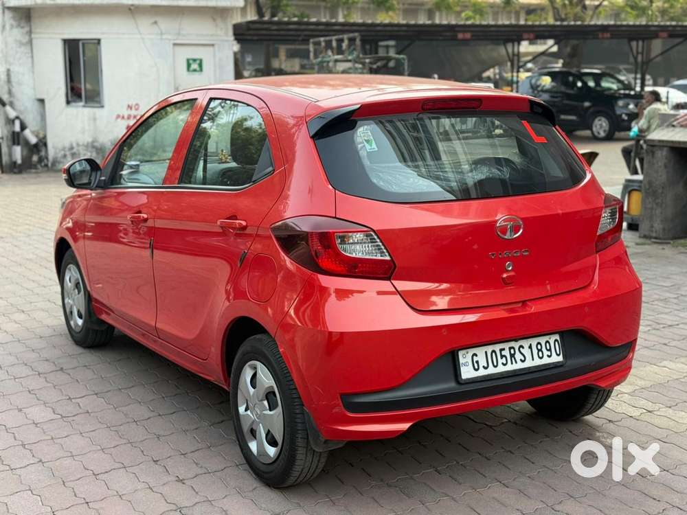 Tata Tiago, 2022, Petrol