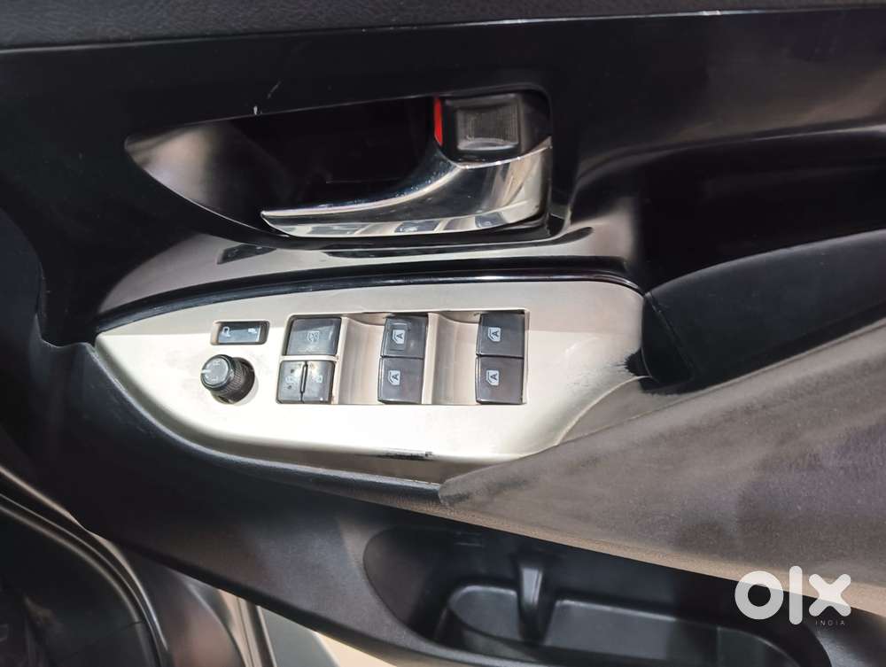 Toyota Innova Crysta 2.4 Z 7 Str, 2017, Diesel