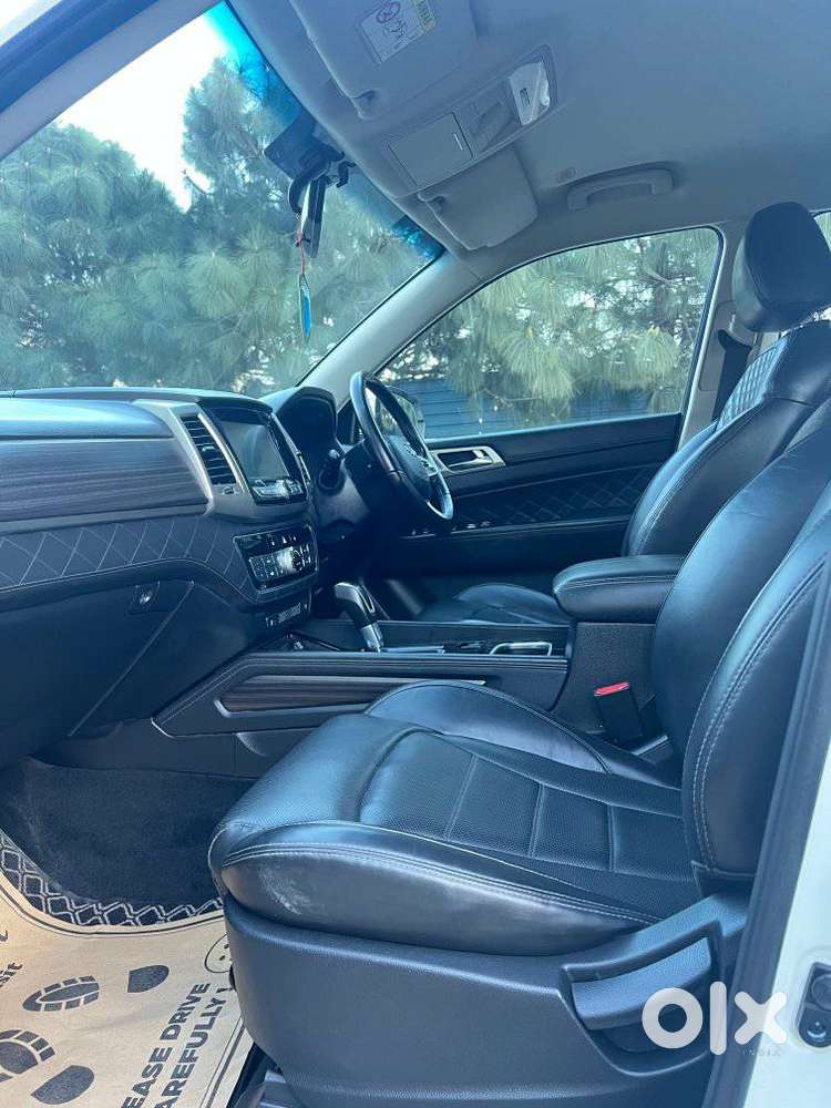 Mahindra Alturas G4 4x2 At, 2022, Diesel