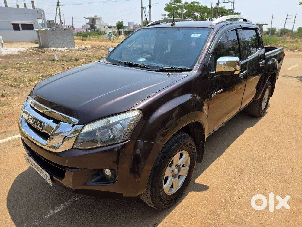 Isuzu D-max V-cross Z 4x4 Mt, 2017, Diesel