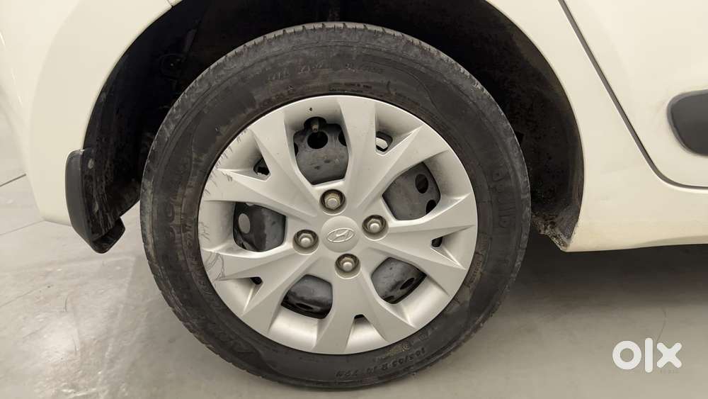 Hyundai Grand I10 1.2 Kappa Sportz, 2015, Petrol