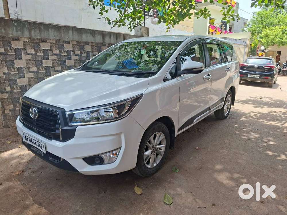 Toyota Innova Crysta 2016