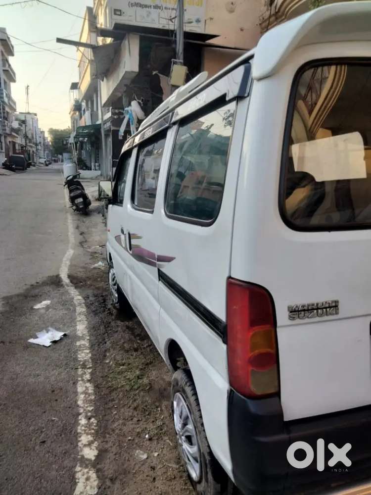 Maruti Eeco Ac Cng 2012