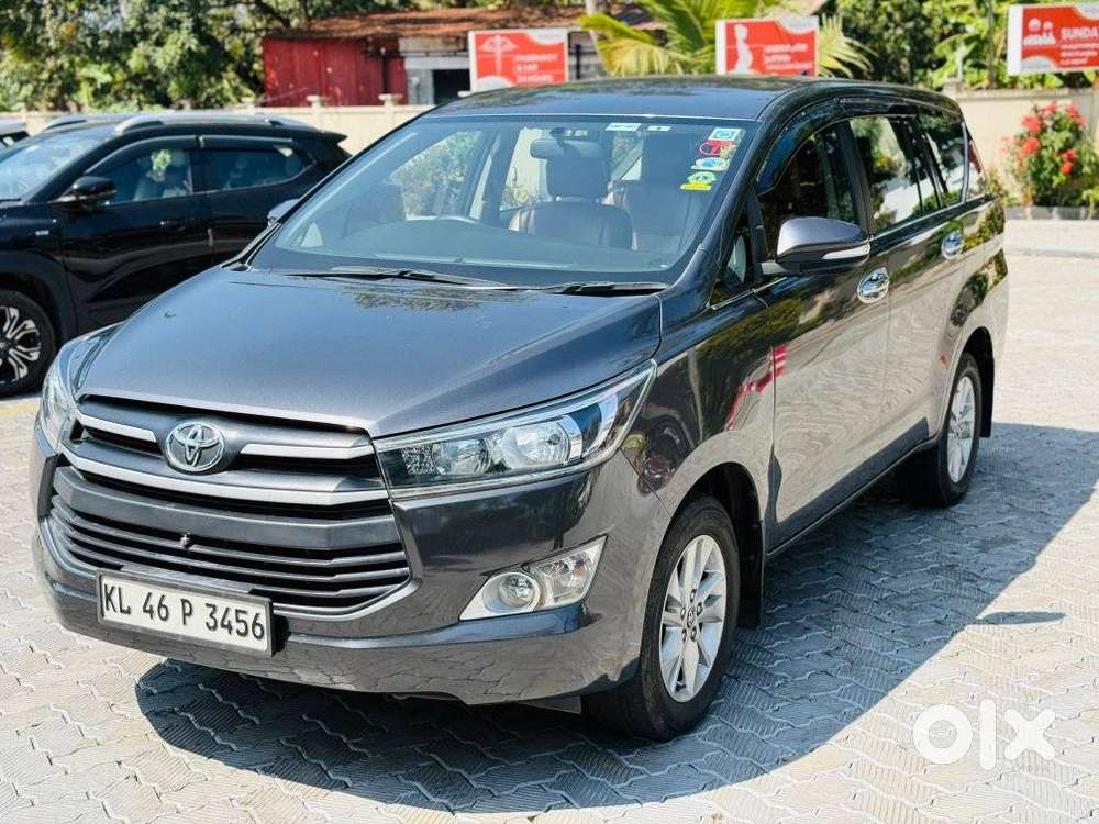 Toyota Innova Crysta 2.8 Gx At, 2016, Diesel