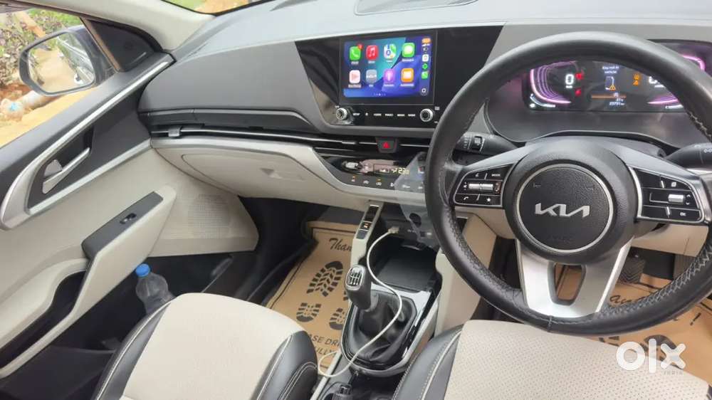 Kia Carens 2024 Petrol 23000 Km Driven