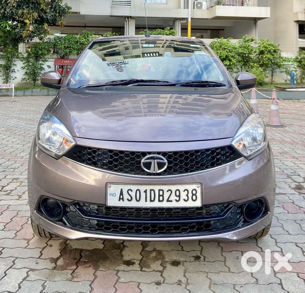 Tata Tiago 1.2 Revotron Xt (o), 2016, Petrol
