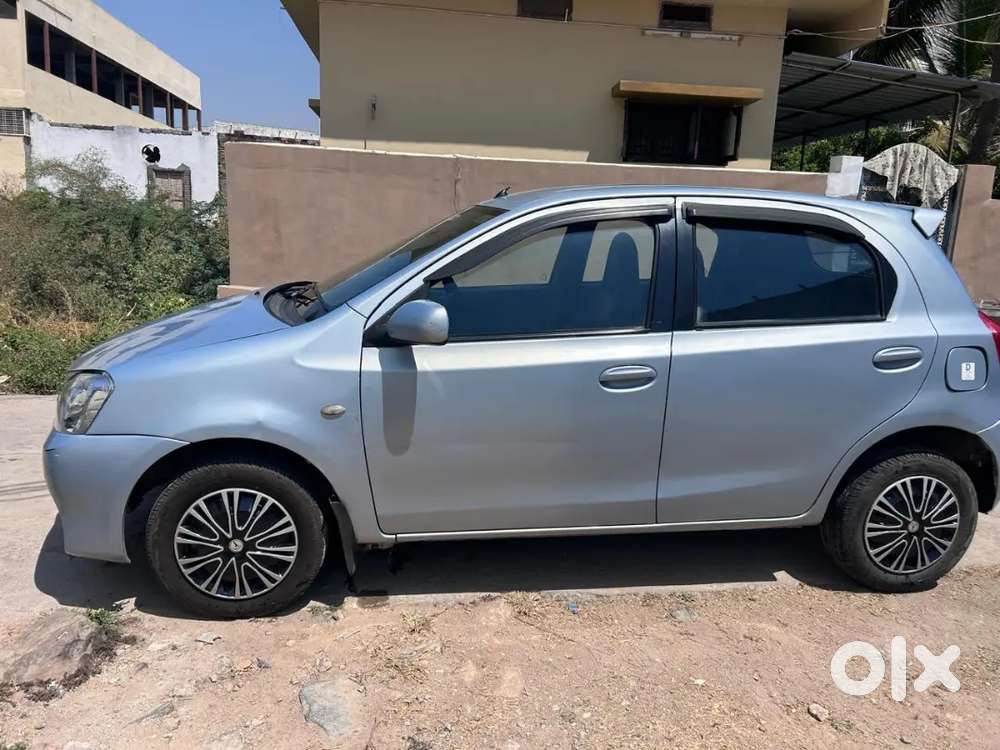 Toyota Etios Liva 2012 Diesel 98000 Km Driven