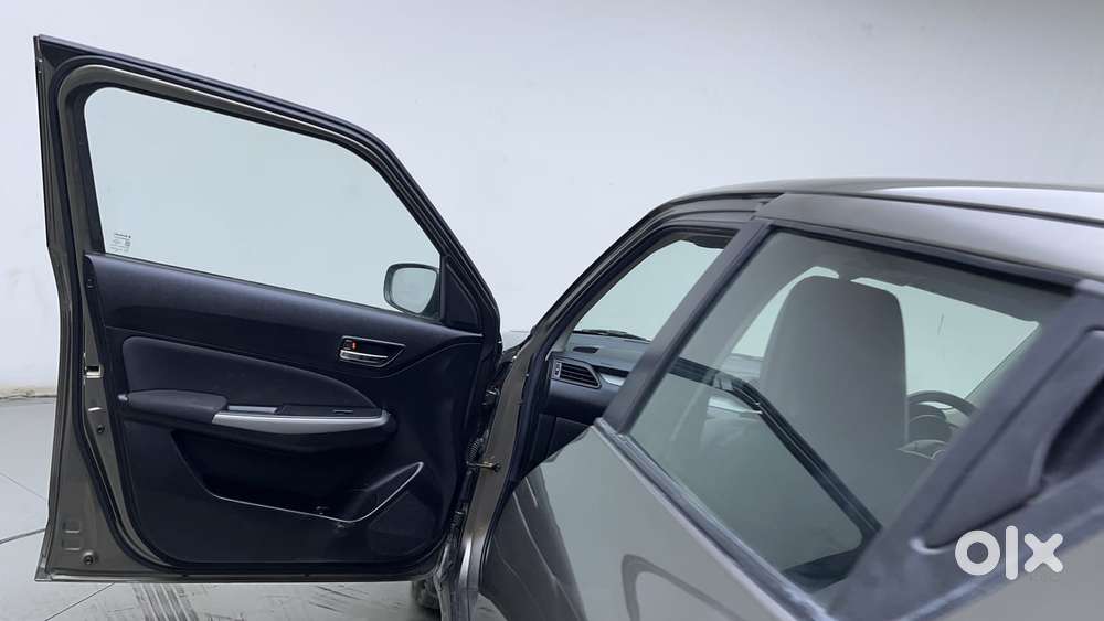 Maruti Suzuki Swift Amt Zxi, 2019, Petrol