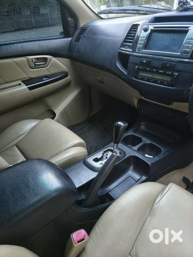 Toyota Fortuner 3.0 4x2 Automatic, 2015, Diesel