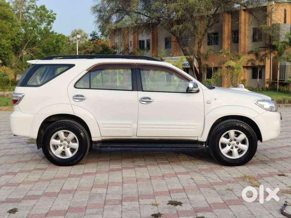 Toyota Fortuner 3.0 4x4 Manual, 2010, Diesel