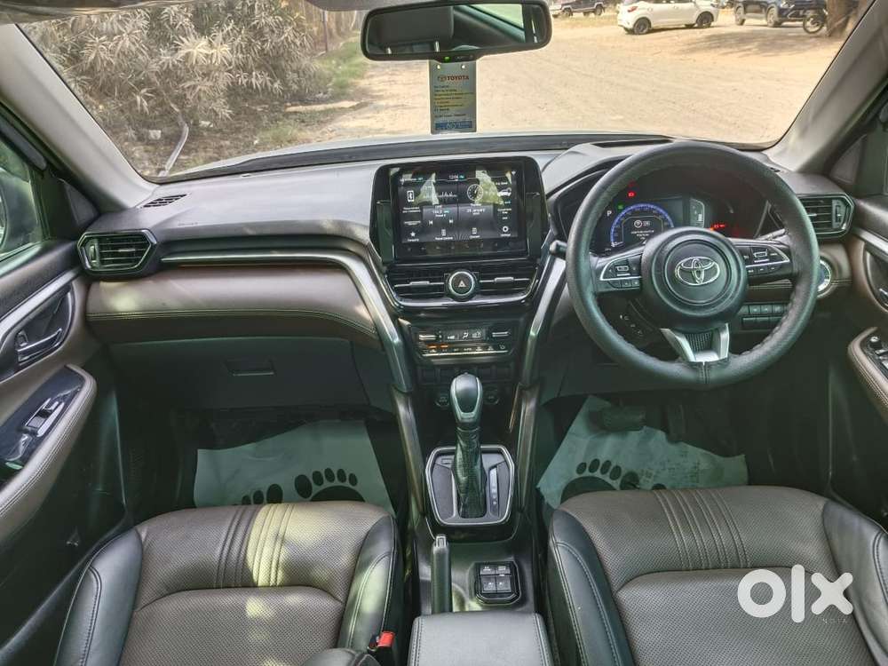 Toyota Urban Cruiser Hyryder 1.5 V Hybrid, 2022, Petrol