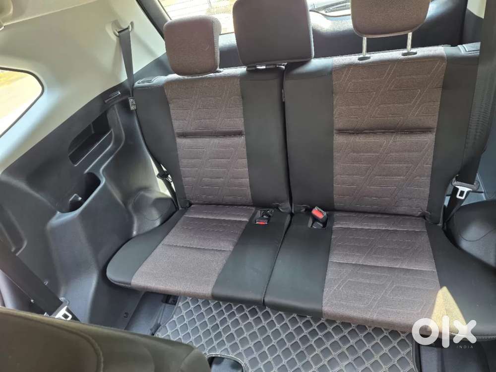 Toyota Innova Hycross 2.0 Vx Hybrid 8 Str, 2025, Petrol