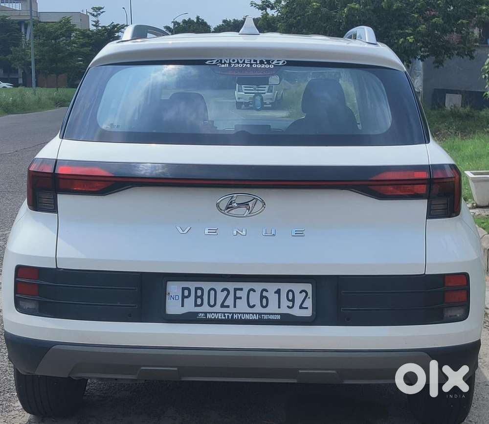 Hyundai Venue 2025 Diesel Well Maintained