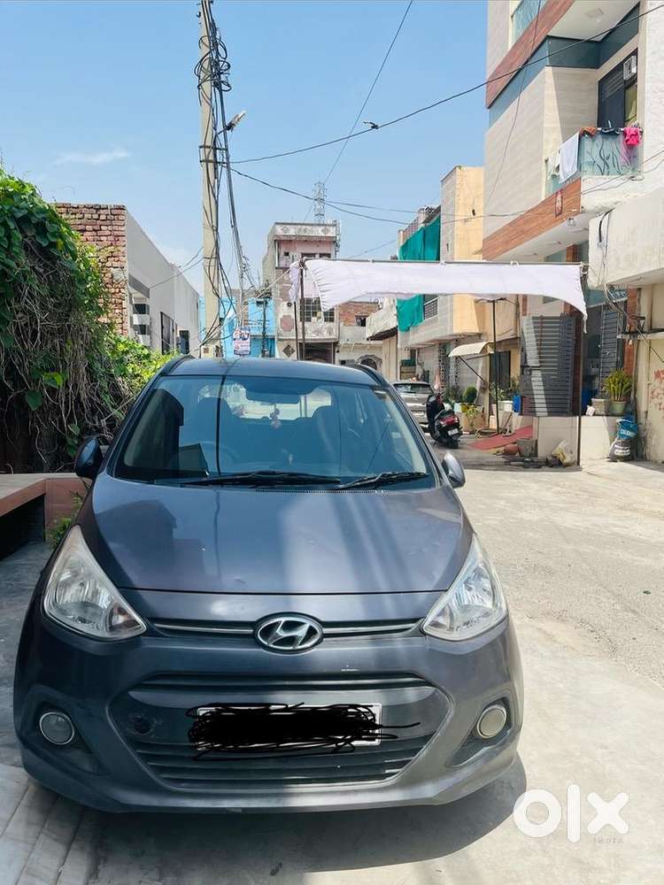 Hyundai Grand I10 2016 Petrol And Cng Well Maintained