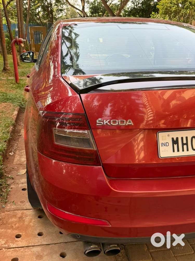 Skoda  Petrol 2015