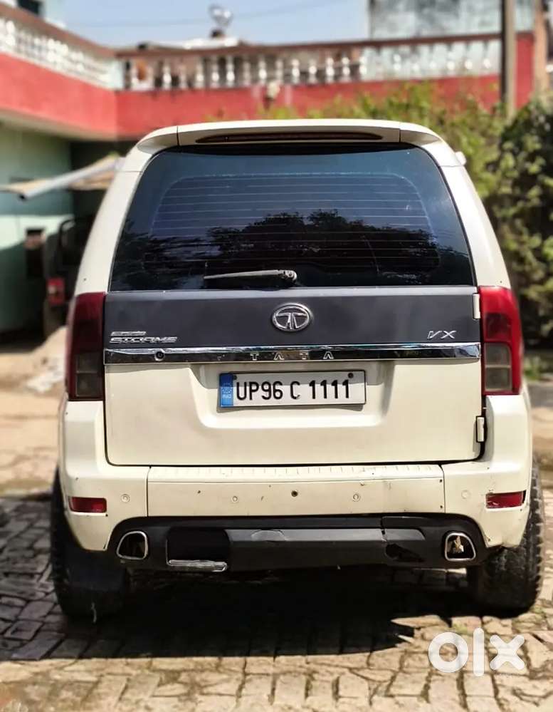 Tata Safari Storme 2013 Diesel 92000 Km Driven