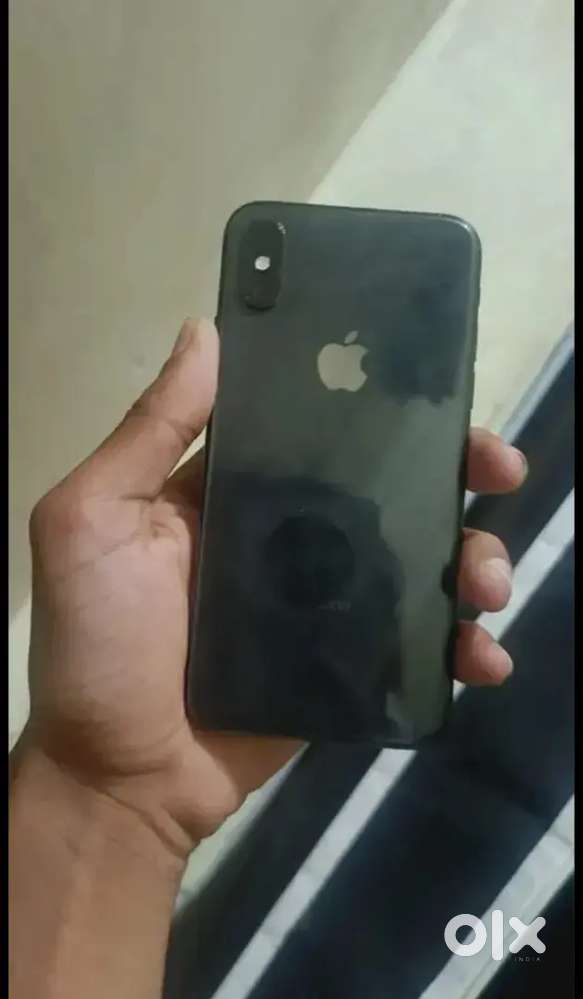 I phone x 128