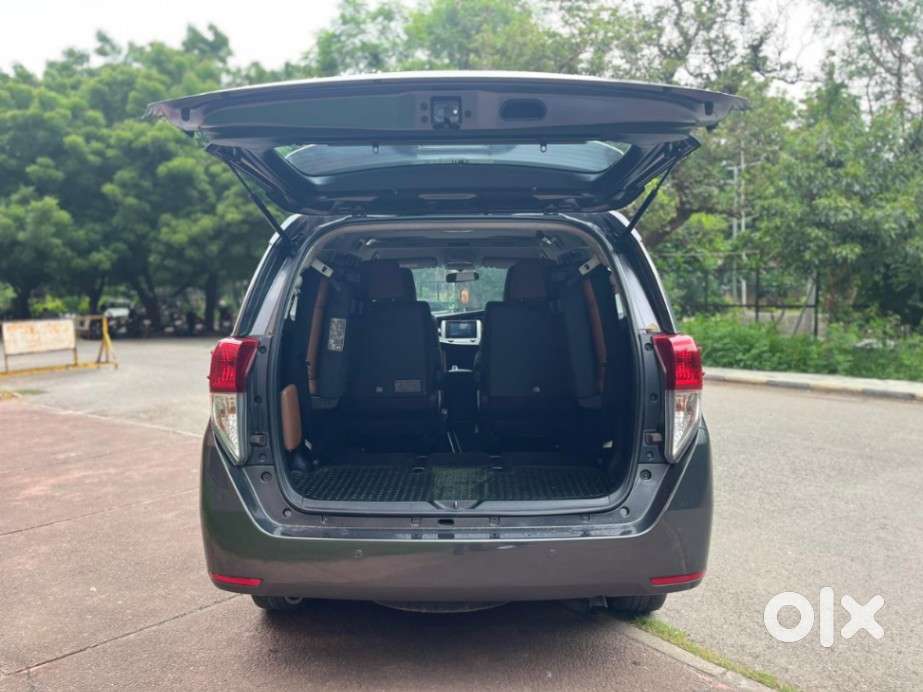 Toyota Innova Crysta 2.7 Zx At, 2018, Petrol