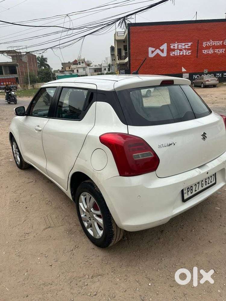 Maruti Suzuki Swift Vxi Optional, 2021, Petrol