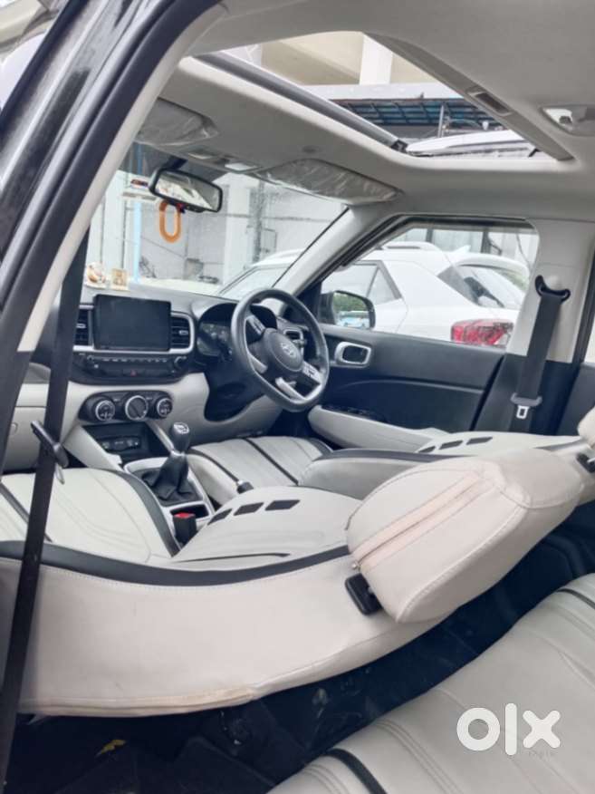 Hyundai Venue Sx Mt, 2022, Petrol