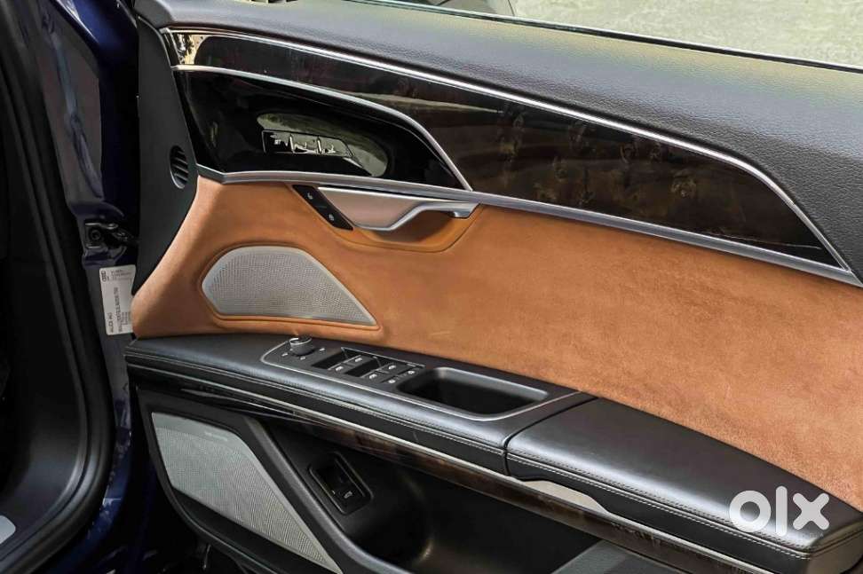 Audi A8 L, 2019, Petrol