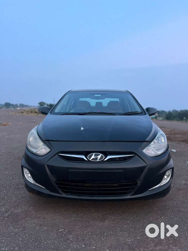 Hyundai Fluidic Verna 2013