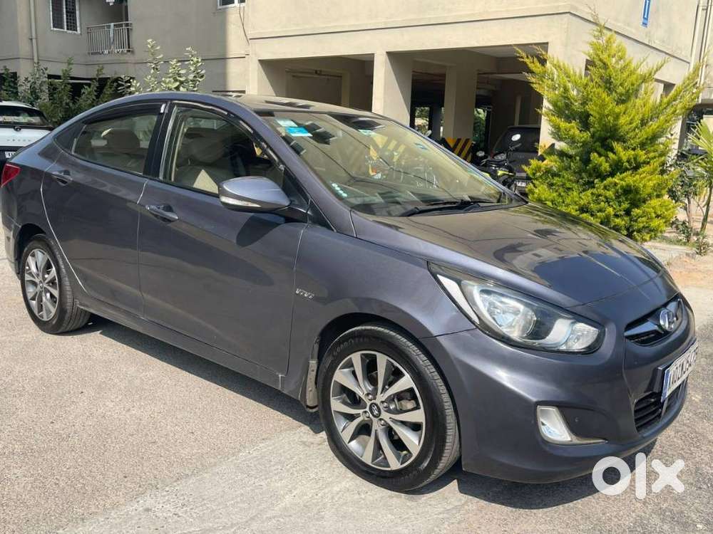 Hyundai Verna Fluidic 1.6 Vtvt Sx, 2014, Petrol