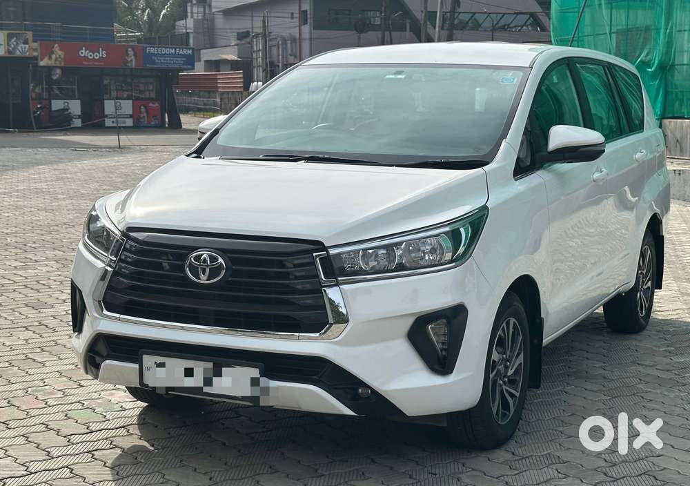 Toyota Innova Crysta 2.8 Gx At 8s, 2021, Diesel