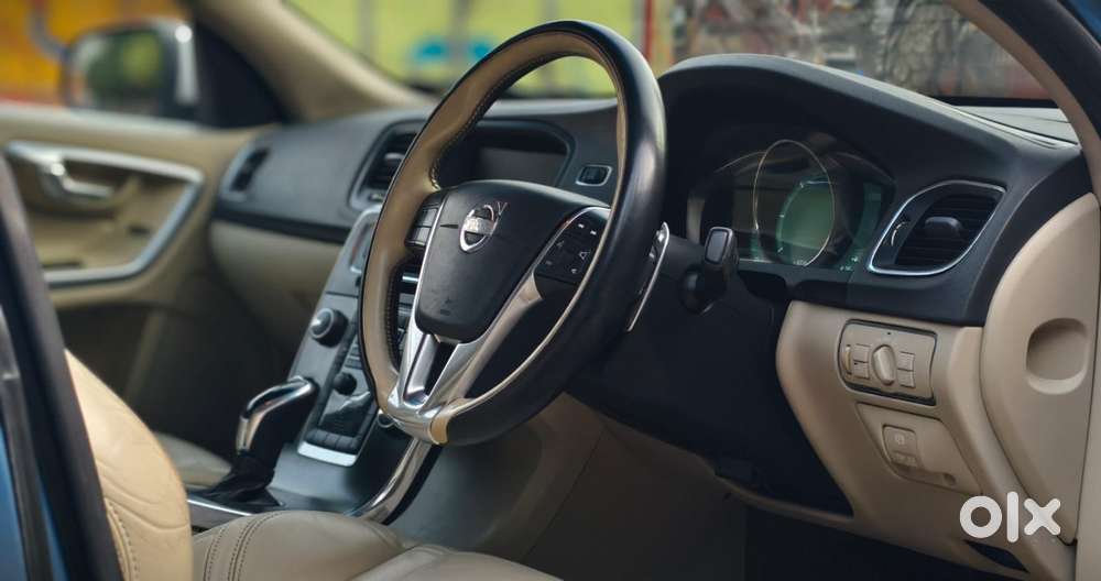 Volvo S60 D5 Kinetic, 2014, Diesel