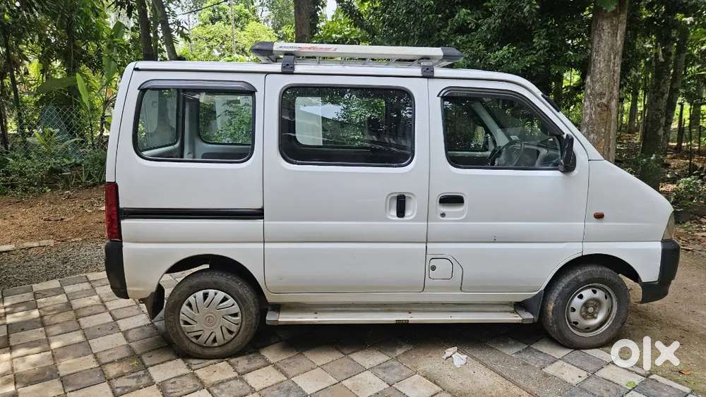 Maruti Suzuki Eeco 2016 Petrol Well Maintained