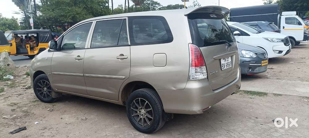Toyota Innova 2.5 G (diesel) 8 Seater, 2009, Diesel