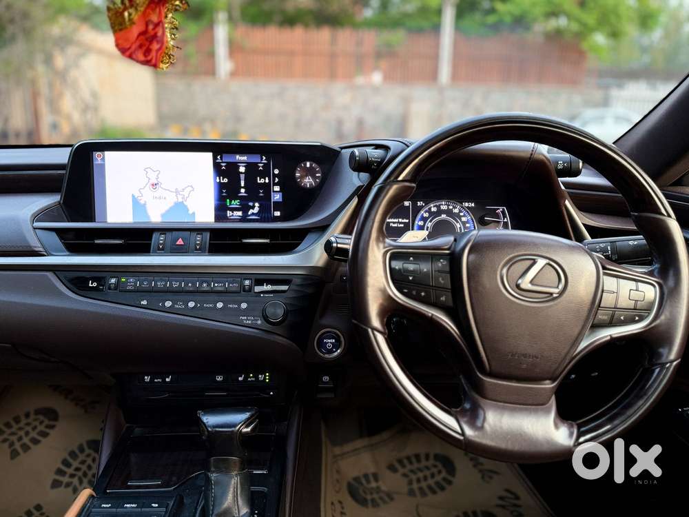 Lexus Es 300h Luxury, 2019, Petrol