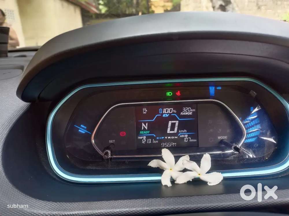Tata Tigor Ev Xz+lux 2023 Electric Well Maintained