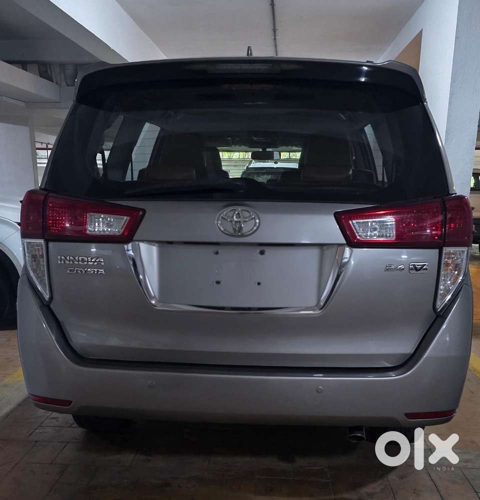 Toyota Innova Crysta 2016 Diesel 12000 Km Driven