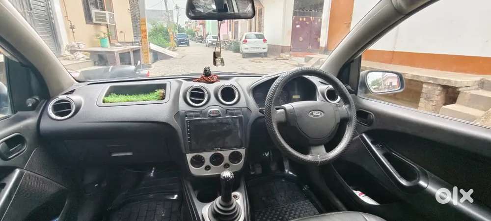 Ford Figo Petrol 2010