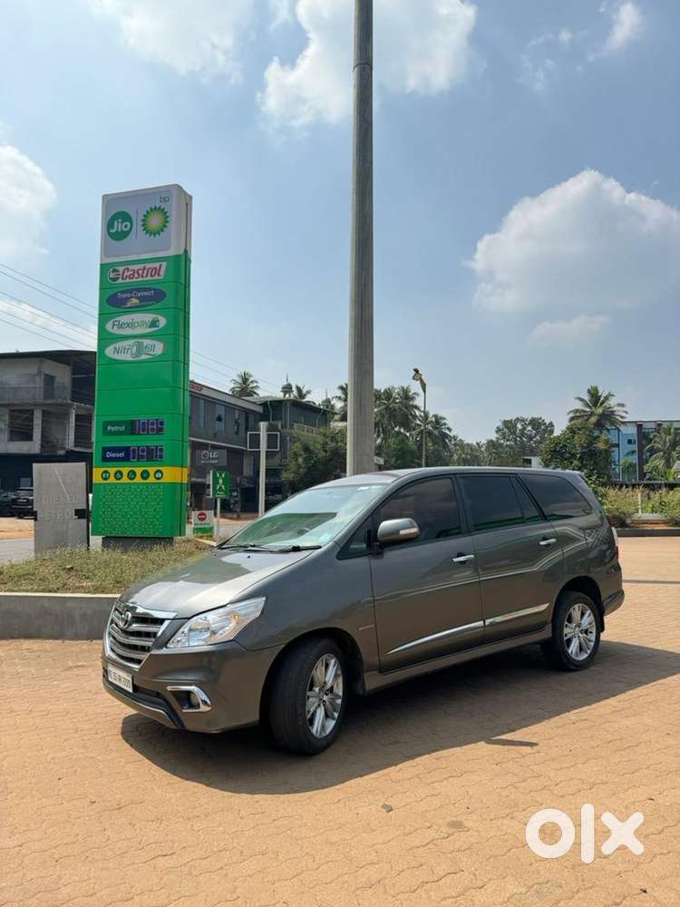 Toyota Innova 2013 Diesel Well Maintained