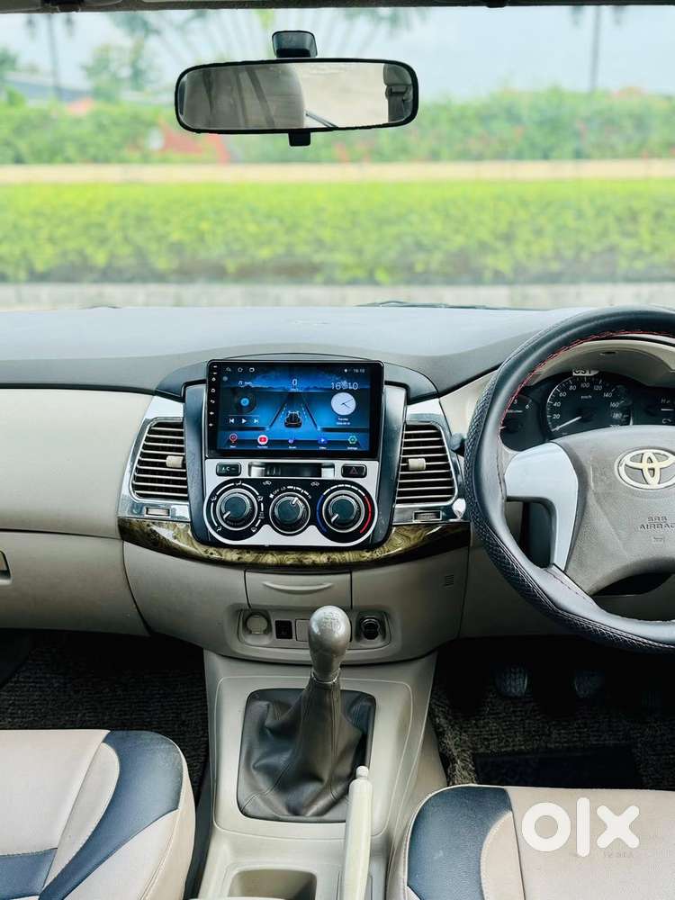 Toyota Innova 2.5 G (diesel) 8 Seater, 2014, Diesel