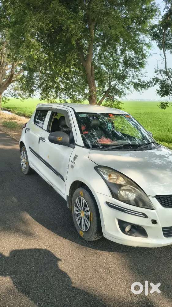 2011 Maruti Suzuki Swift Lxi