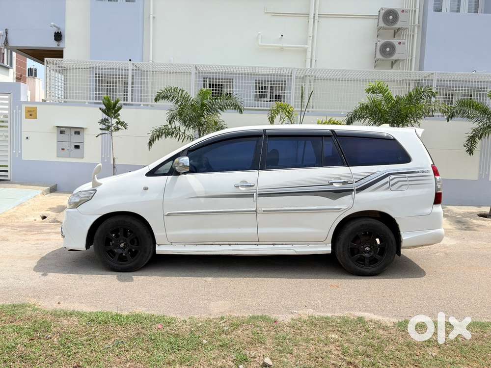 Toyota Innova Diesel 2103
