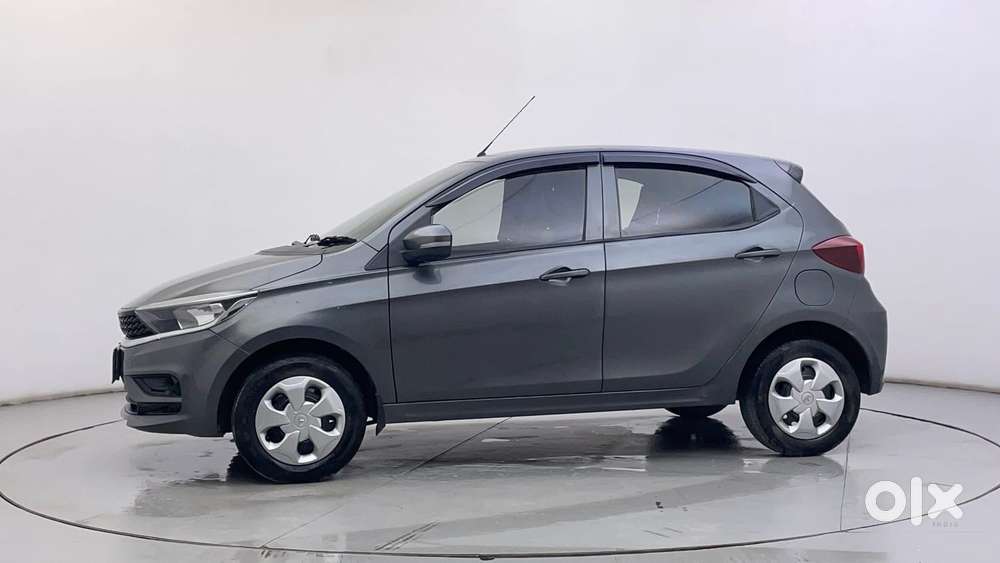 Tata Tiago 1.2 Revotron Xt Option, 2021, Petrol