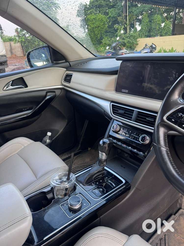 Mahindra Xuv700 Ax7 Luxury Diesel 2022
