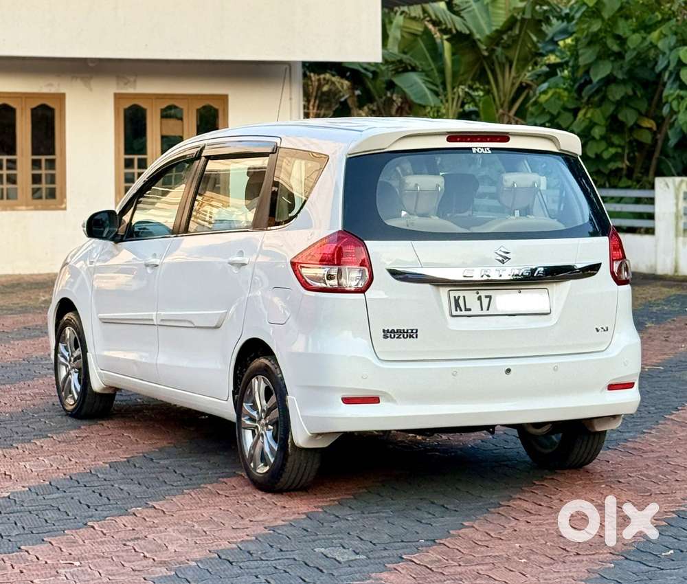 Maruti Suzuki Ertiga Vxi Shvs, 2016, Petrol