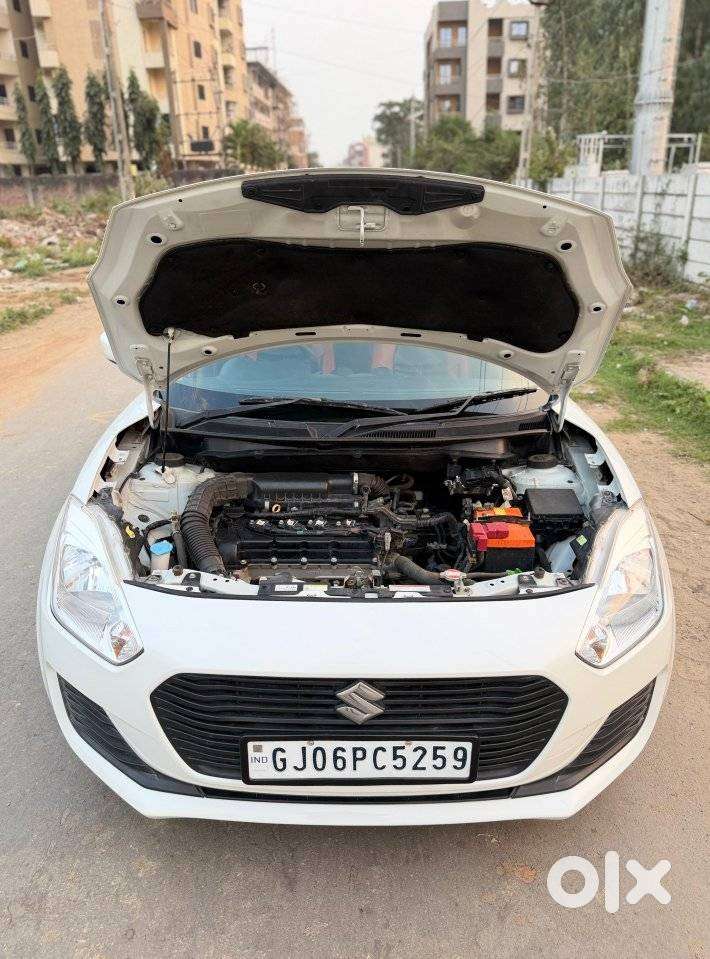 Maruti Suzuki Swift Vxi Ags, 2020, Petrol