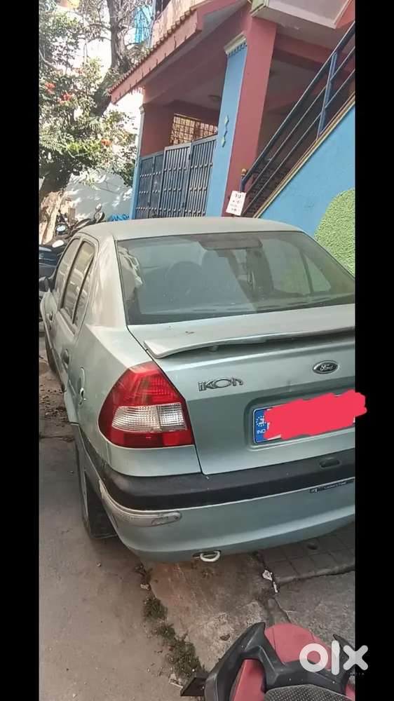 Ford Ikon 2004 1.3 Zxi