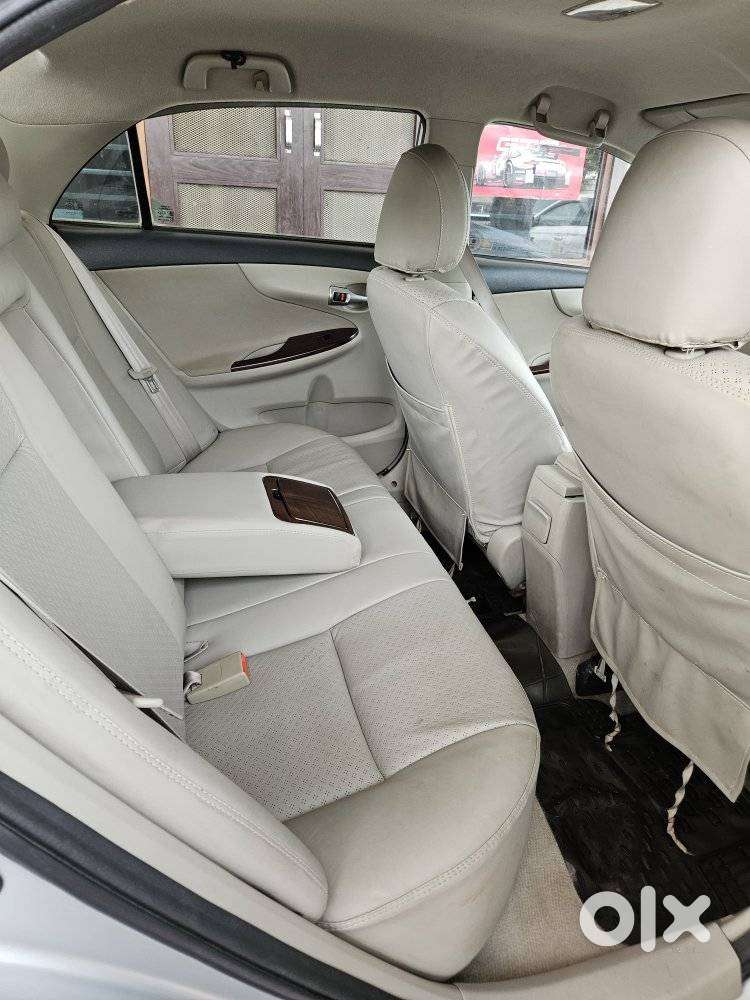 Toyota Corolla Altis G, 2012, Petrol