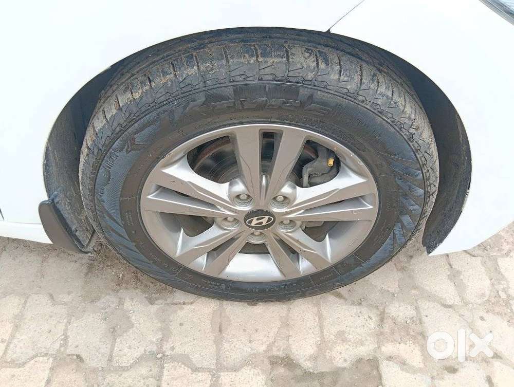 Hyundai Elantra 1.6 Sx Option At, 2018, Petrol