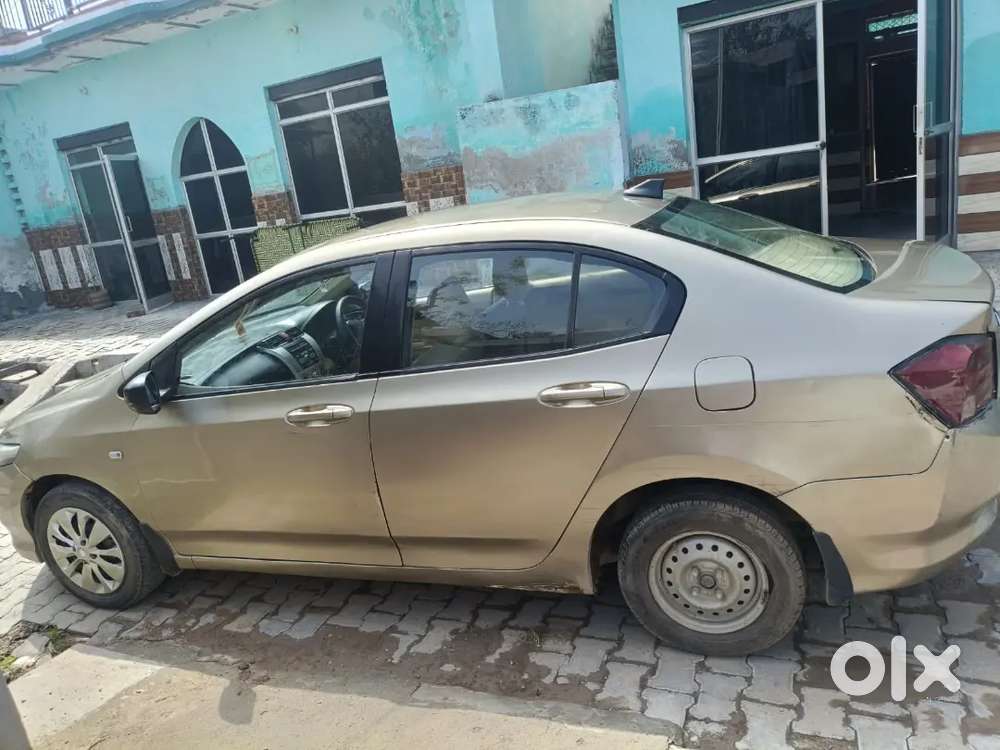 Honda City 2012 Cng & Hybrids 90000 Km Driven