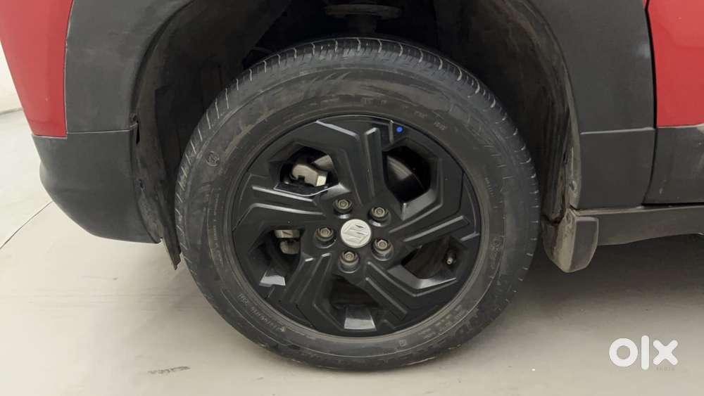Maruti Suzuki Brezza Vxi At, 2022, Petrol