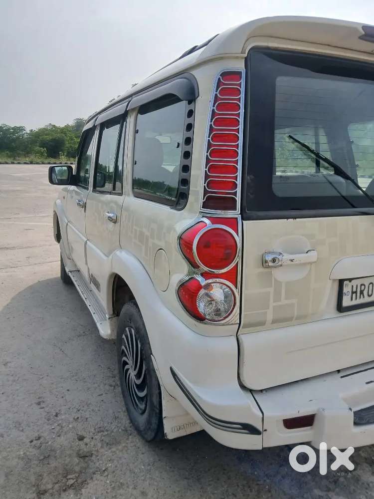 Mahindra Scorpio Classic 2012 Diesel 200000 Km Driven